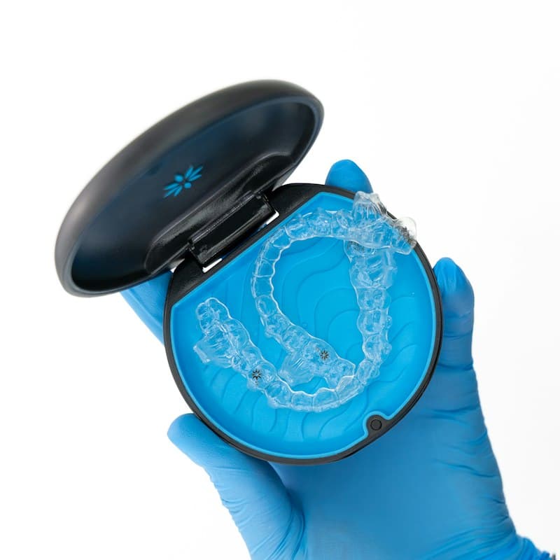Ortodoncia Invisible Invisalign & Brackets